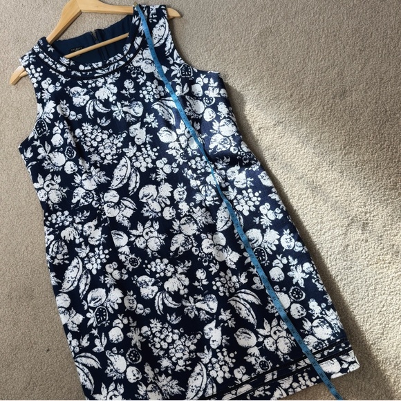 Talbots Shift Dress Sleeveless Navy White Fruit Motif Zip Back Textured Cotton - Picture 15 of 16